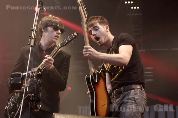 THE STRYPES - 2015-06-24 - PARIS - Place de la Republique - 